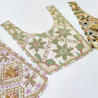Dantel Yaka Moda Stilinizi Nasıl Dönüştürebilir?