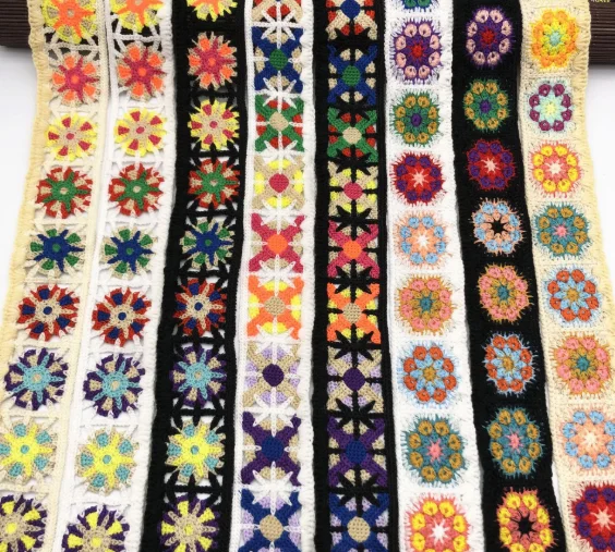 Elle Kamarlı Nakış Dantel Trim