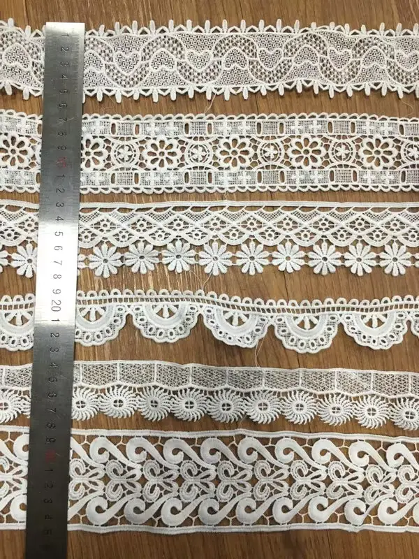 Customizable Fashionable White Milk Silk Embroidered Lace Clothing Accessories